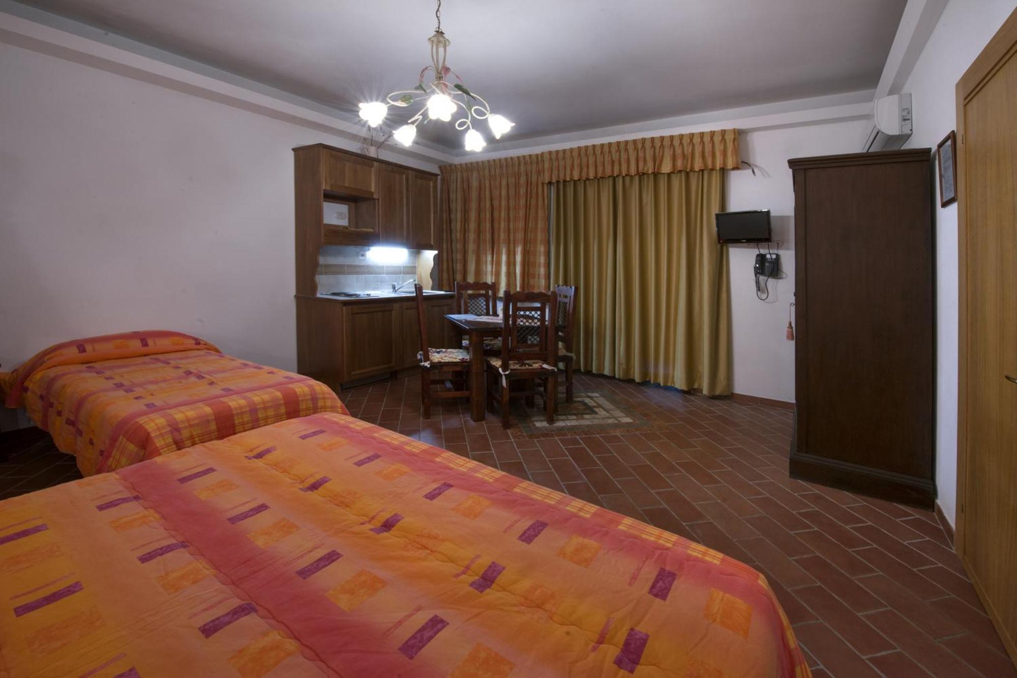 Hotel Cecco Di Nara Massarosa Zimmer foto